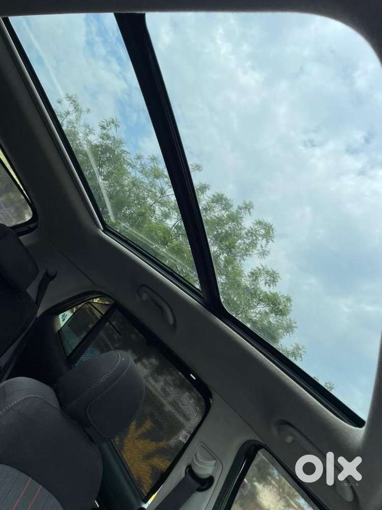 Hyundai Creta Petrol Sunroof 8/2023 S+ Knight Edition