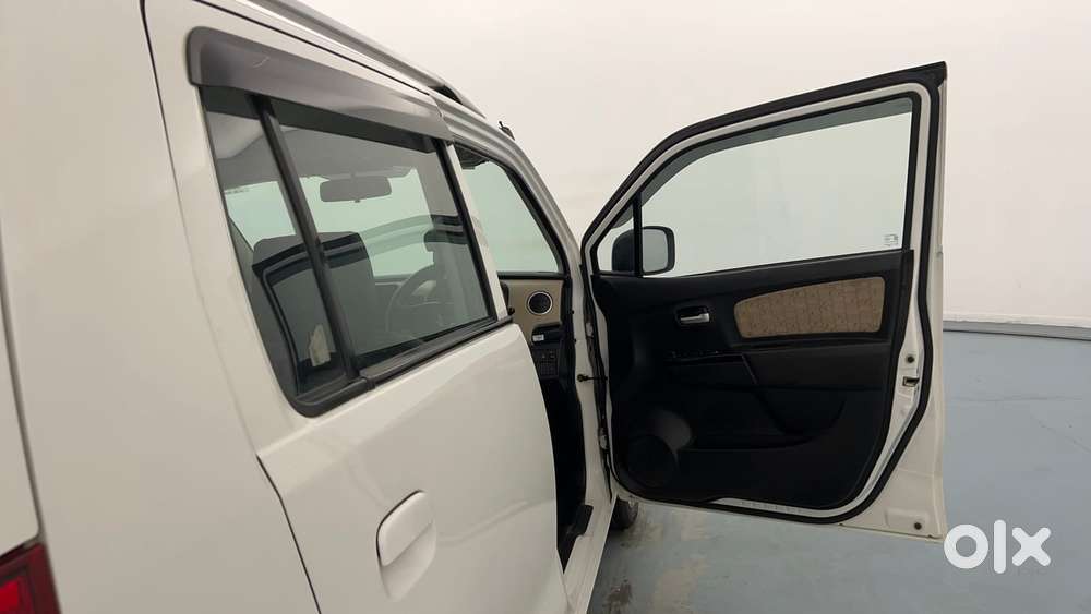 Maruti Suzuki Wagon R 1.0 Vxi Amt, 2018, Petrol