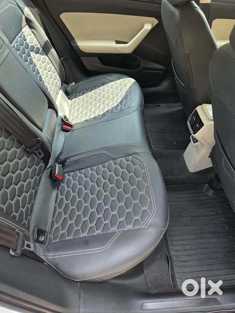 Volkswagen Virtus Highline Plus 1.0 Tsi At, 2022, Petrol