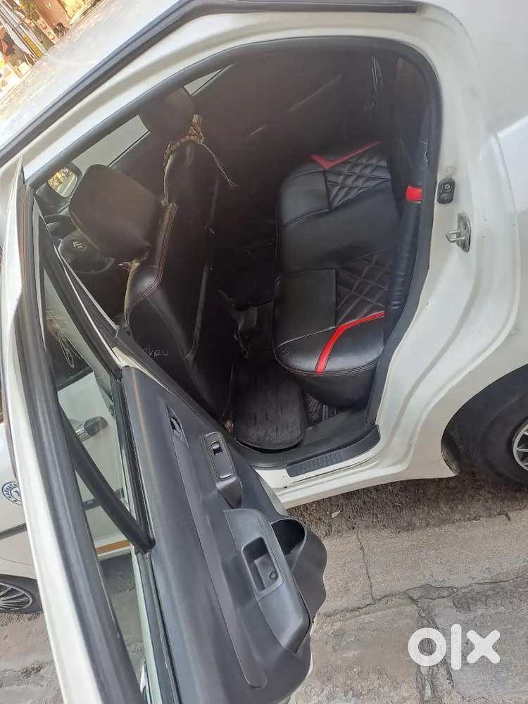 Maruti Suzuki Swift Dzire 2015