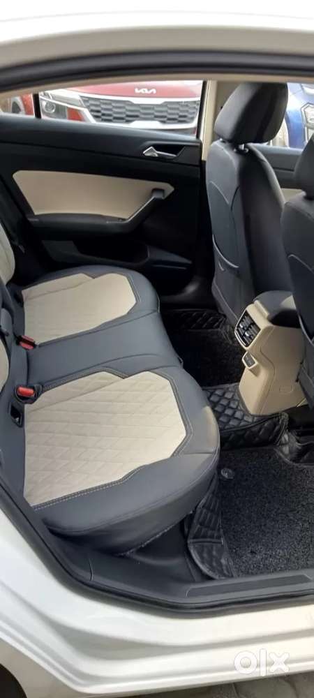 Skoda Slavia Ambition 1.0l Tsi At, 2022, Petrol
