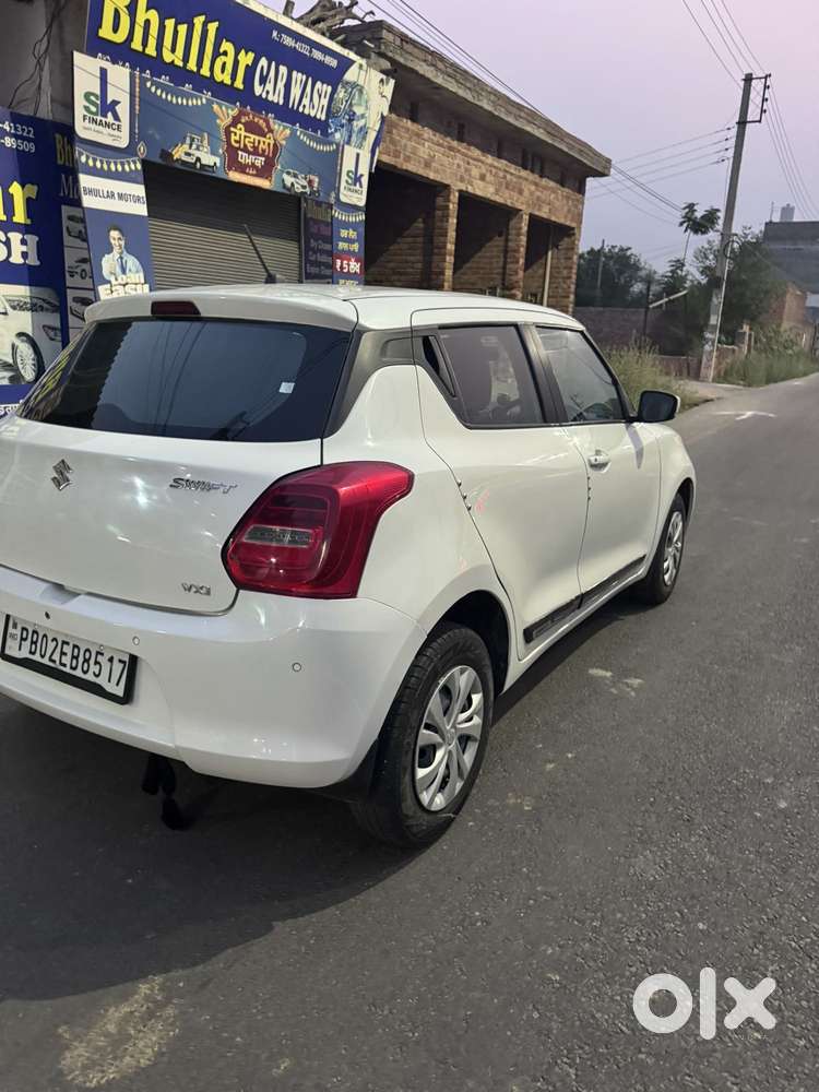 Maruti Suzuki Swift Vvt Vxi, 2021, Petrol