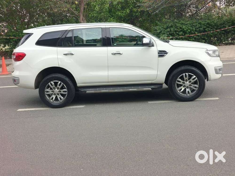 Ford Endeavour 3.2 Titanium At 4x4, 2017, Diesel