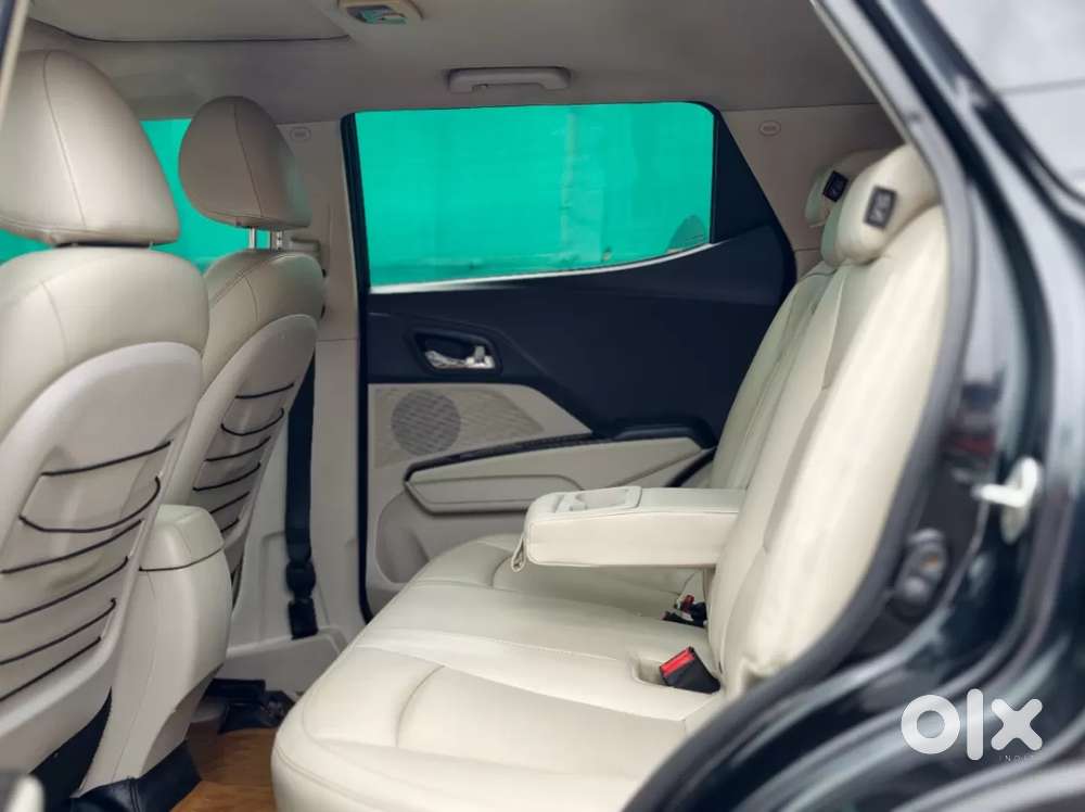 Mahindra Xuv300 W8 Option Diesel, 2020, Diesel