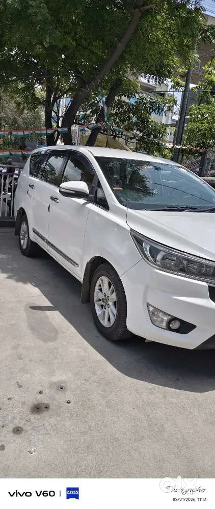 Toyota Innova Crysta 2017