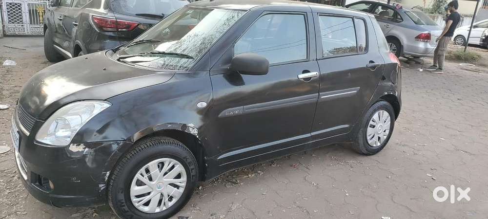 Maruti Suzuki Swift 2006 Petrol Well Maintained
