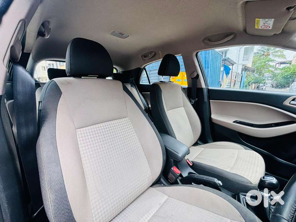 Hyundai I20 Petrol Asta Option, 2019, Petrol