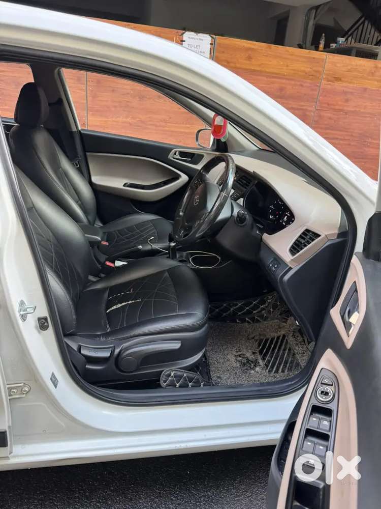 Hyundai Elite I20 Petrol Manual 2015 Top Model Interested Person