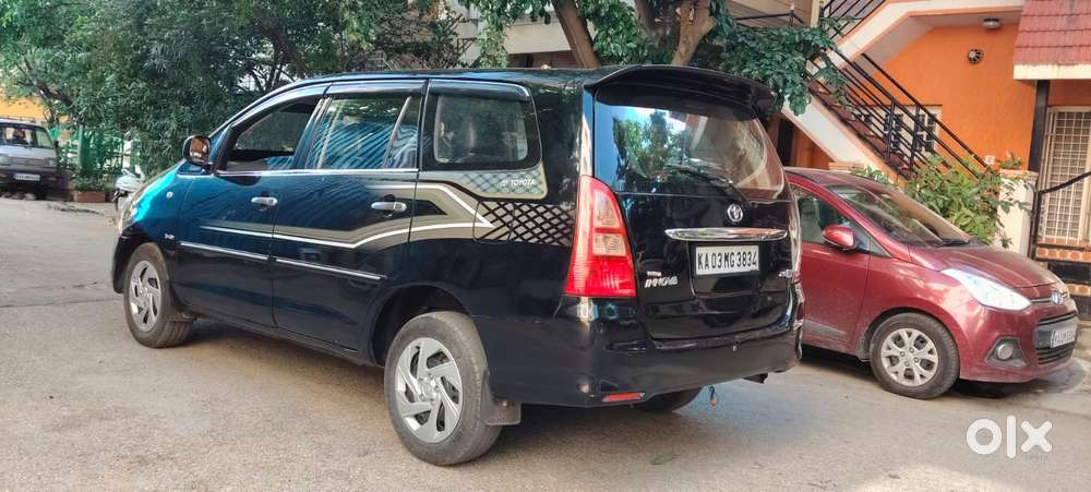 Toyota Innova 2.5 G (diesel) 7 Seater Bs Iv, 2006, Diesel
