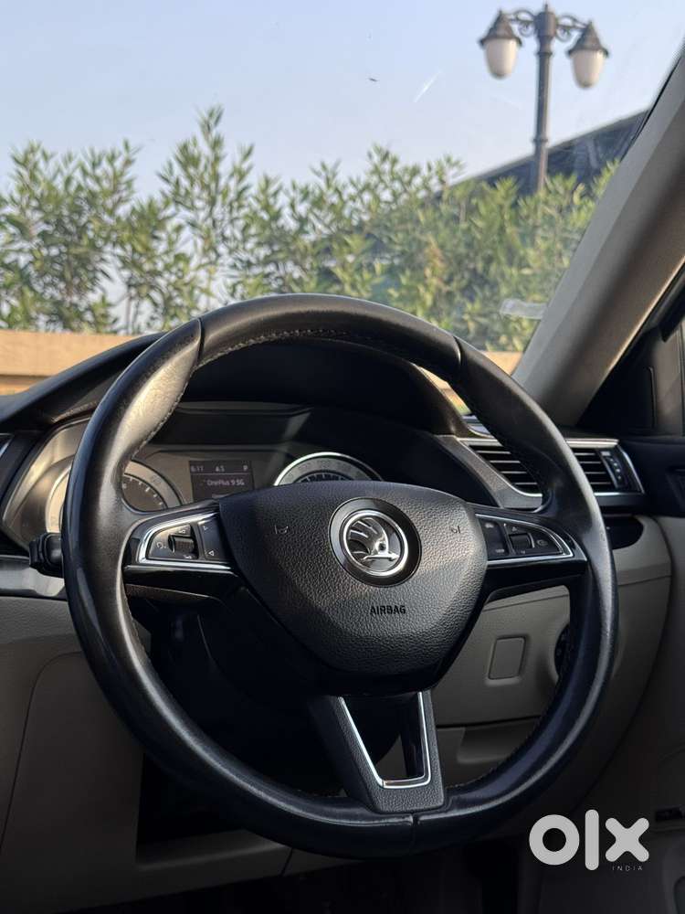 Skoda Superb Lk 2.0 Tdi At, 2019, Diesel