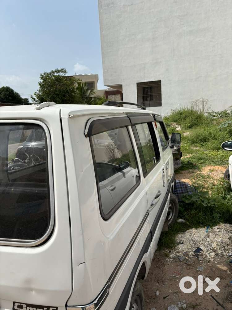 Maruti Suzuki Omni 2014