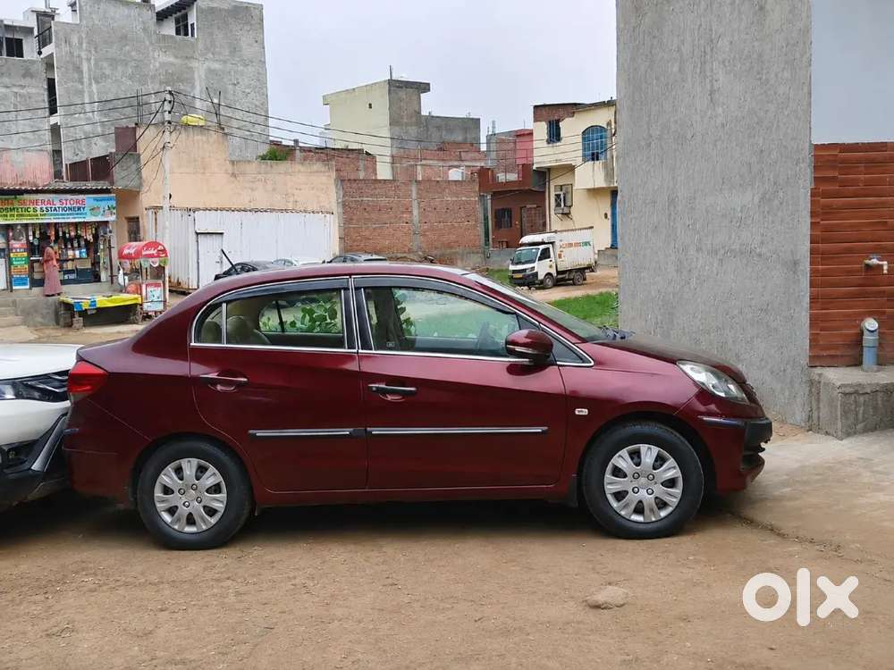 Honda Amaze 1.2 Petrol 2015