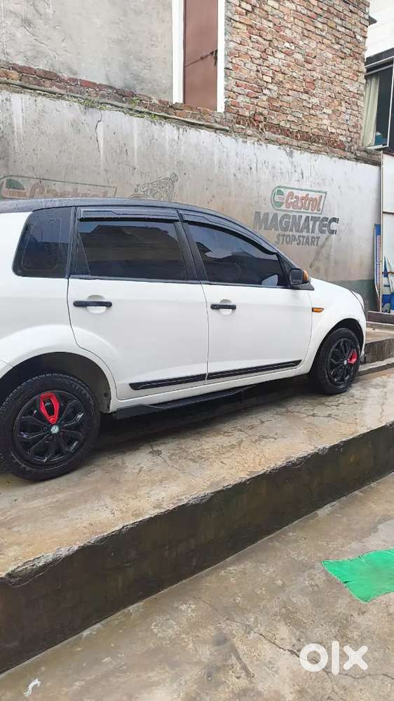 Ford Figo 1.2 Petrol 2013