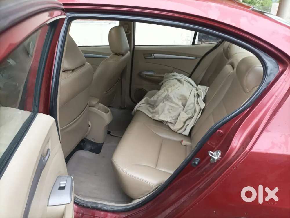 Honda City 1.5 V 4th 2010