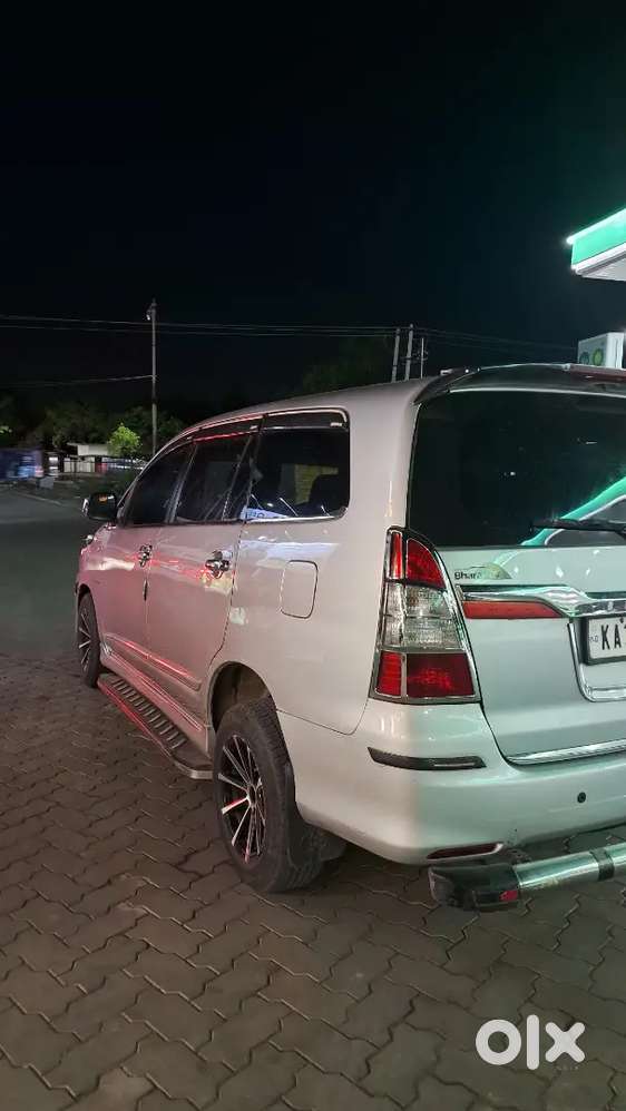Toyota Innova 2014-2015 Model