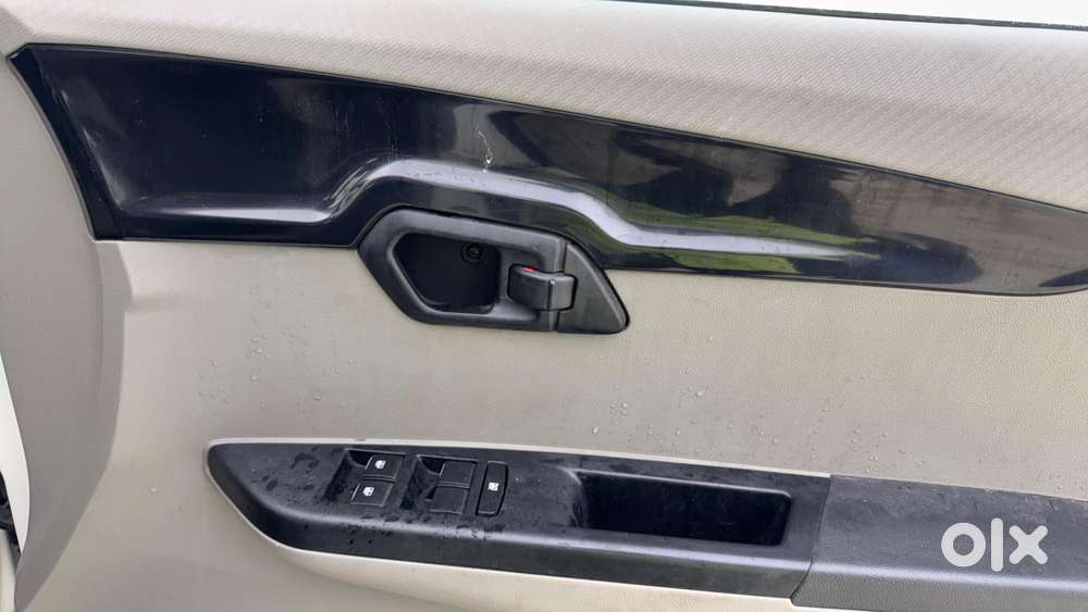 Mahindra Kuv 100 Mfalcon D75 K4, 2017, Diesel