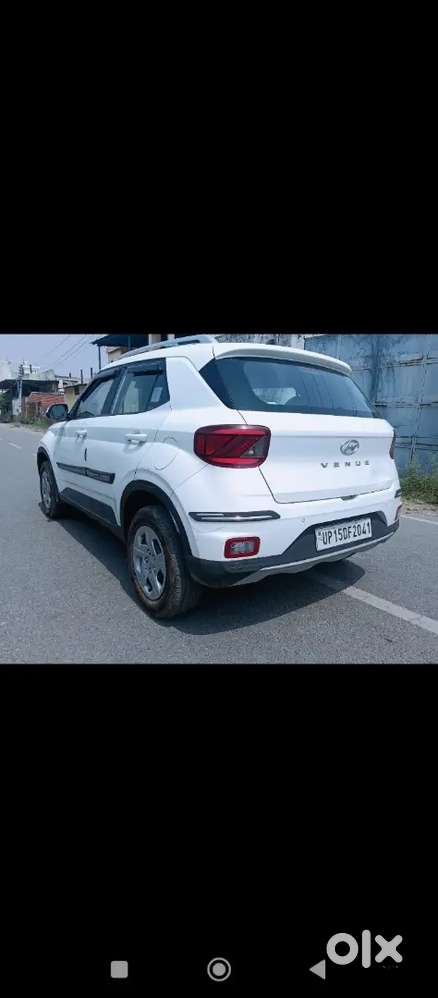 Hyundai New Venue 2020 Petrol 65000 Km Driven
