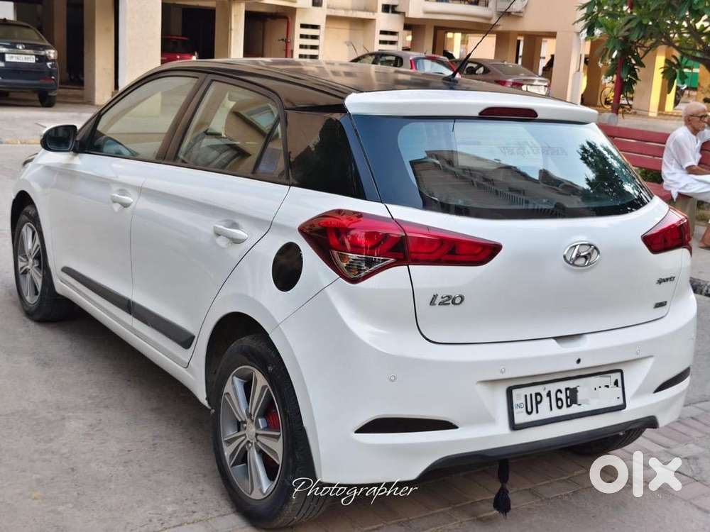 I20 Sportz + 2018 Model 1st Owner 50000 Km With Service Record