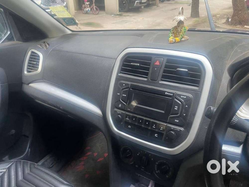 Maruti Suzuki Car Blue Colour, Doctor Driven Vehicle. Model 2022