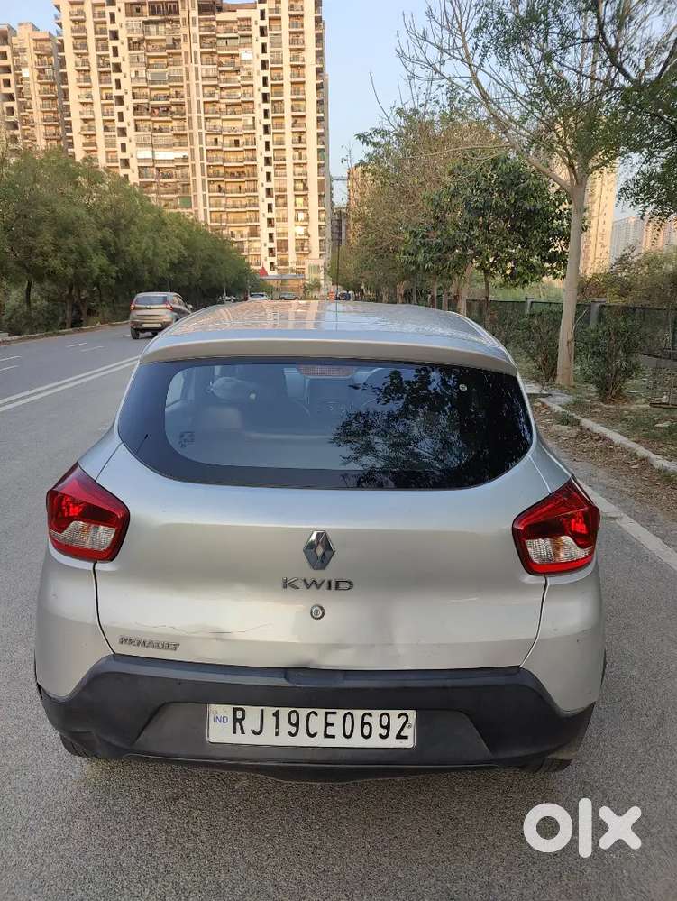 Car Kwid 2016 Rxt 90400 1st Owner Single Hand Driven Cng Fitted 32 Kml