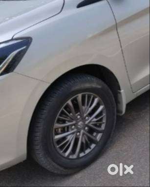 Ertiga Smart Hybrid Zxi+