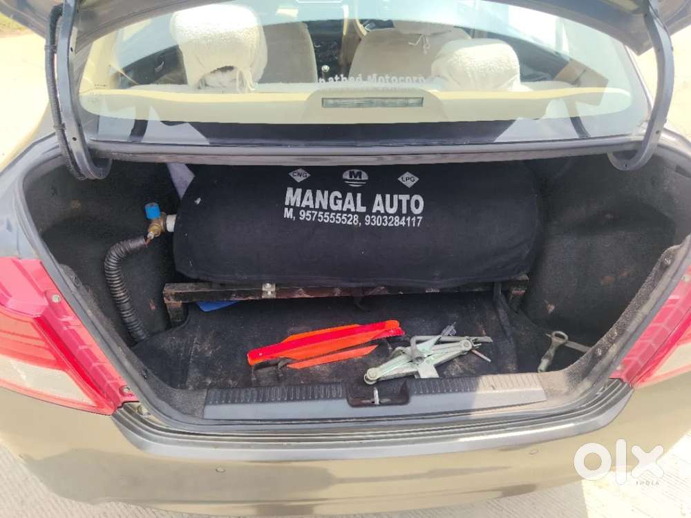 Maruti Suzuki Dzire 1.2 Vxi, 2023, Petrol
