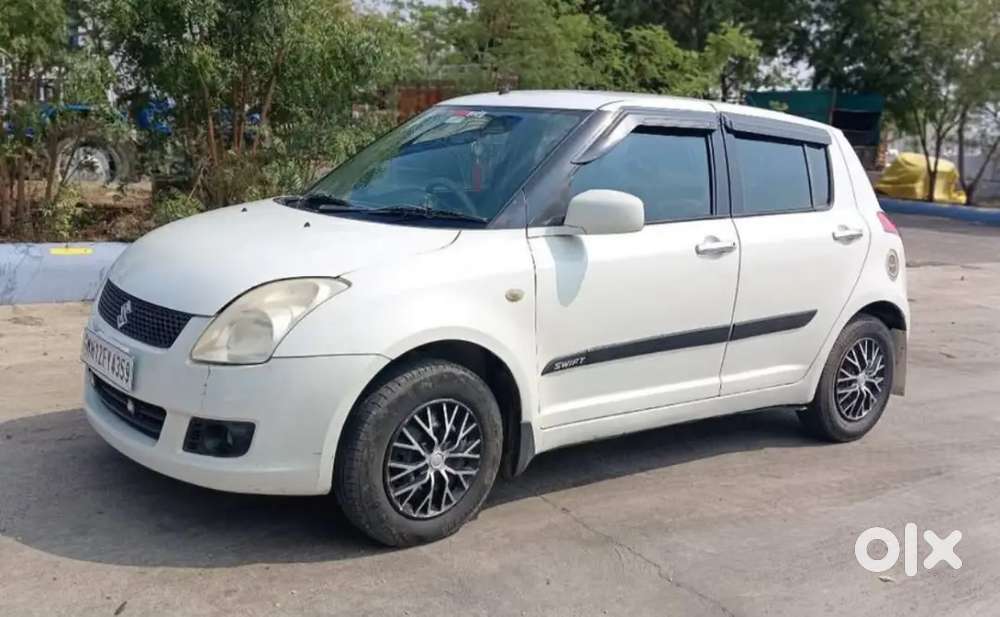 Maruti Suzuki Swift 2010 Diesel 82000 Km Driven