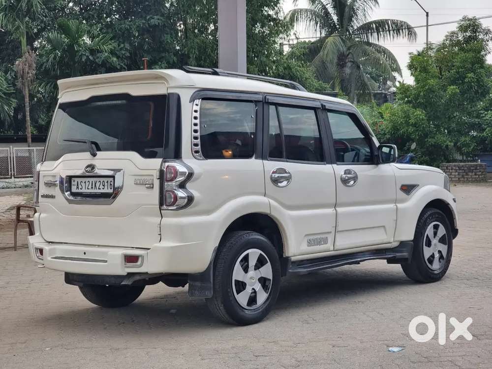 Mahindra Scorpio Classic 2015