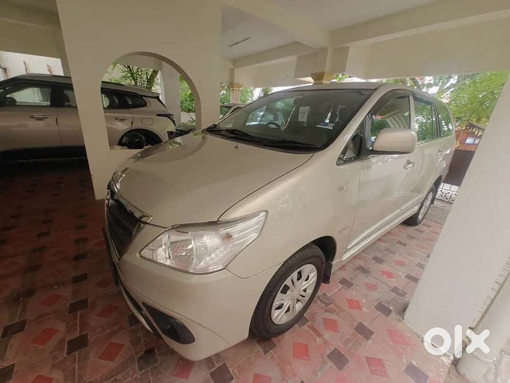 Toyota Innova Diesel Manual 2014 62778 Km