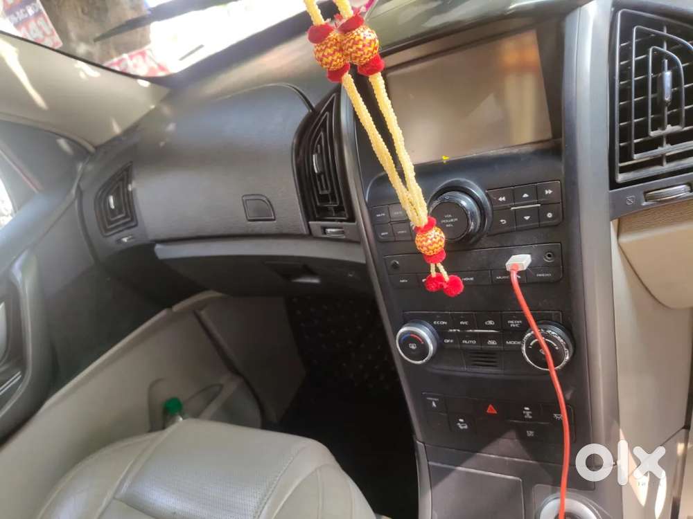 Mahindra Xuv500 At W10 Fwd, 2016, Diesel