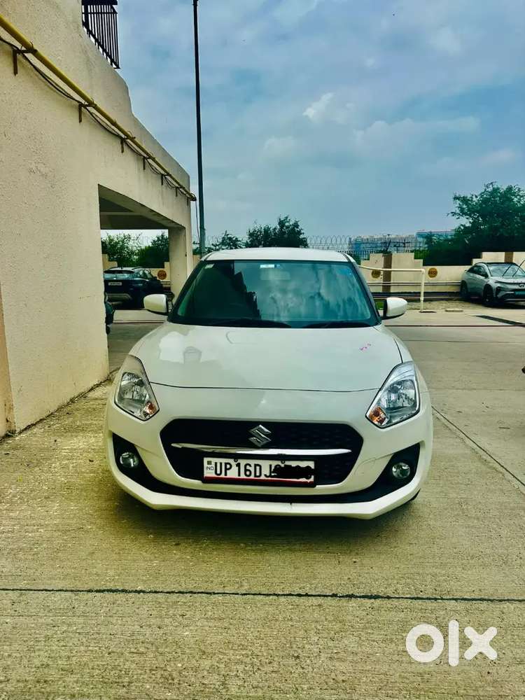 Maruti Suzuki Swift 2023 Petrol Manual 1st Owner