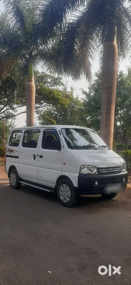 Maruti Suzuki Eeco 2024 Petrol 16457 Km Driven
