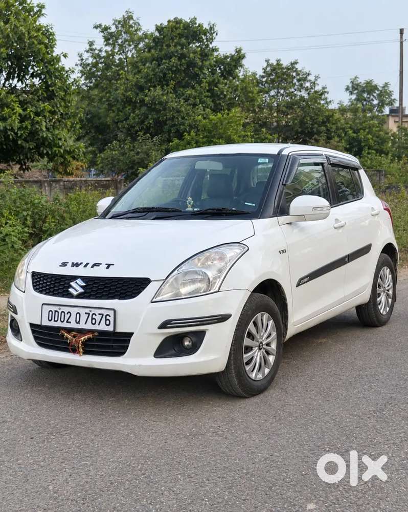 Maruti Suzuki Swift Vxi 2014 Model | White Colour | Excellent Conditio