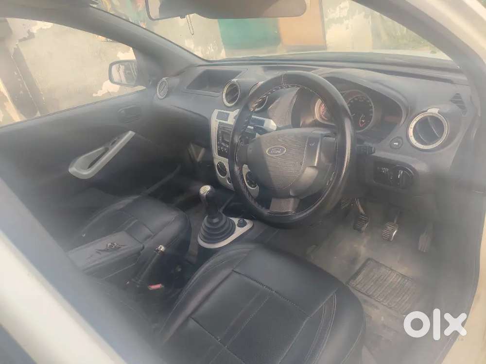Ford Figo Diesel Zxi 2012   All Paper Done