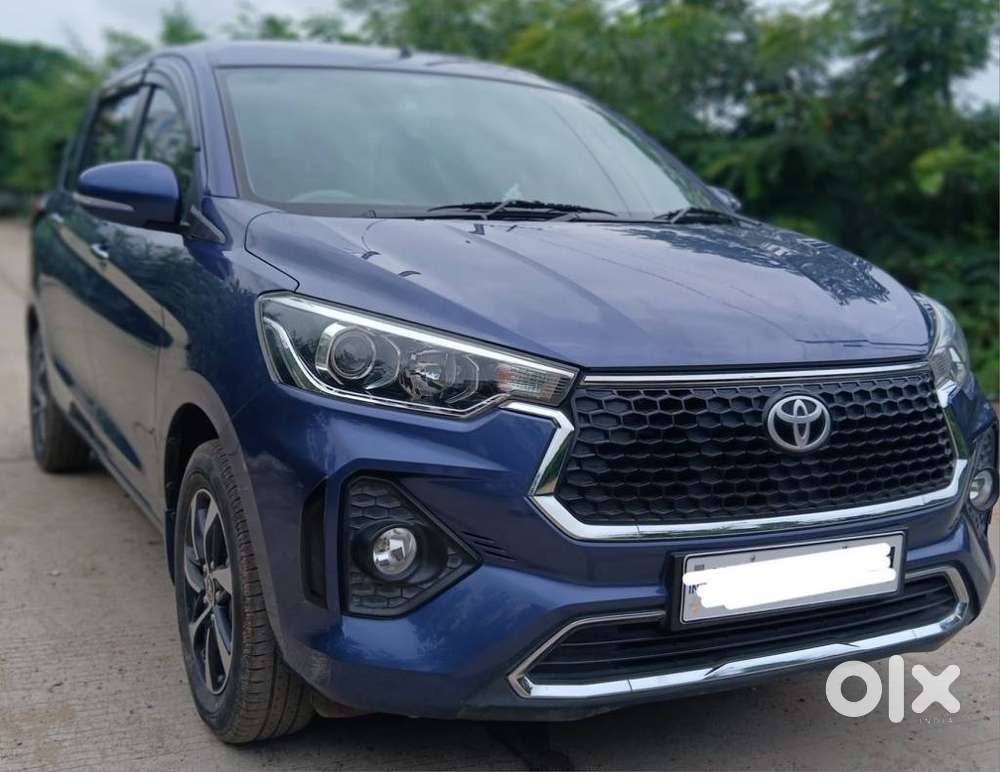 Toyota Rumion G Petrol Automatic Dual Tone, 2025, Petrol