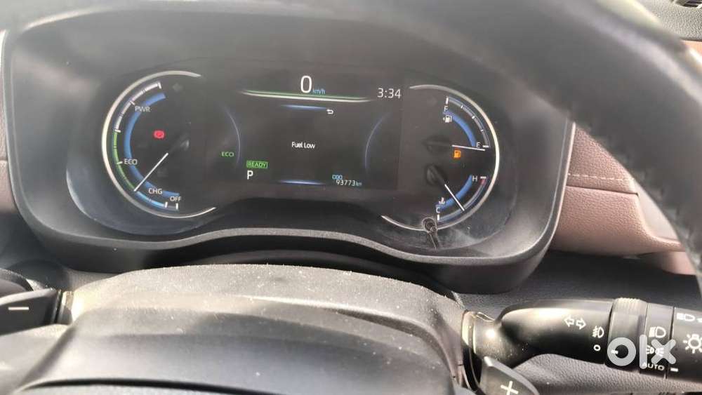 Toyota Innova Hycross 2.0 Zx Hybrid 7 Str, 2023, Petrol