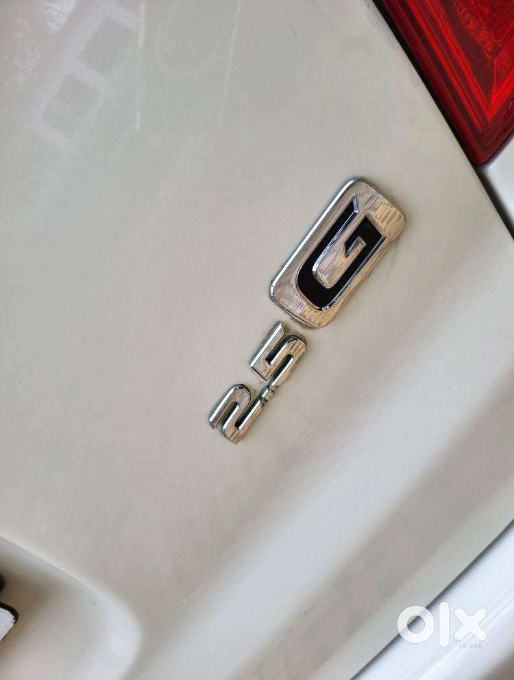 Toyota Innova 2.5 G (diesel) 8 Seater, 2013, Diesel