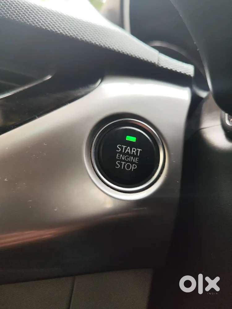 2018 Tata Nexon Xz+ Dual Tone  1st Owner  36,989 Km  New Tyres