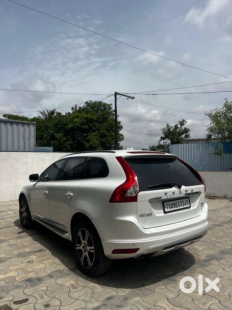 Volvo Xc60 D5 Awd Automatic, 2016, Diesel