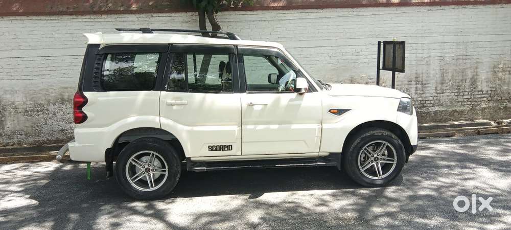 Mahindra Scorpio S6 Plus, 2017, Diesel