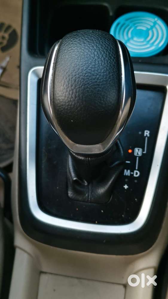 Maruti Suzuki Swift Dzire Amt Vxi, 2017, Petrol