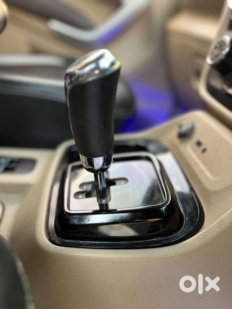 Mahindra Tuv 300 Mhawk100 T8, 2016, Diesel