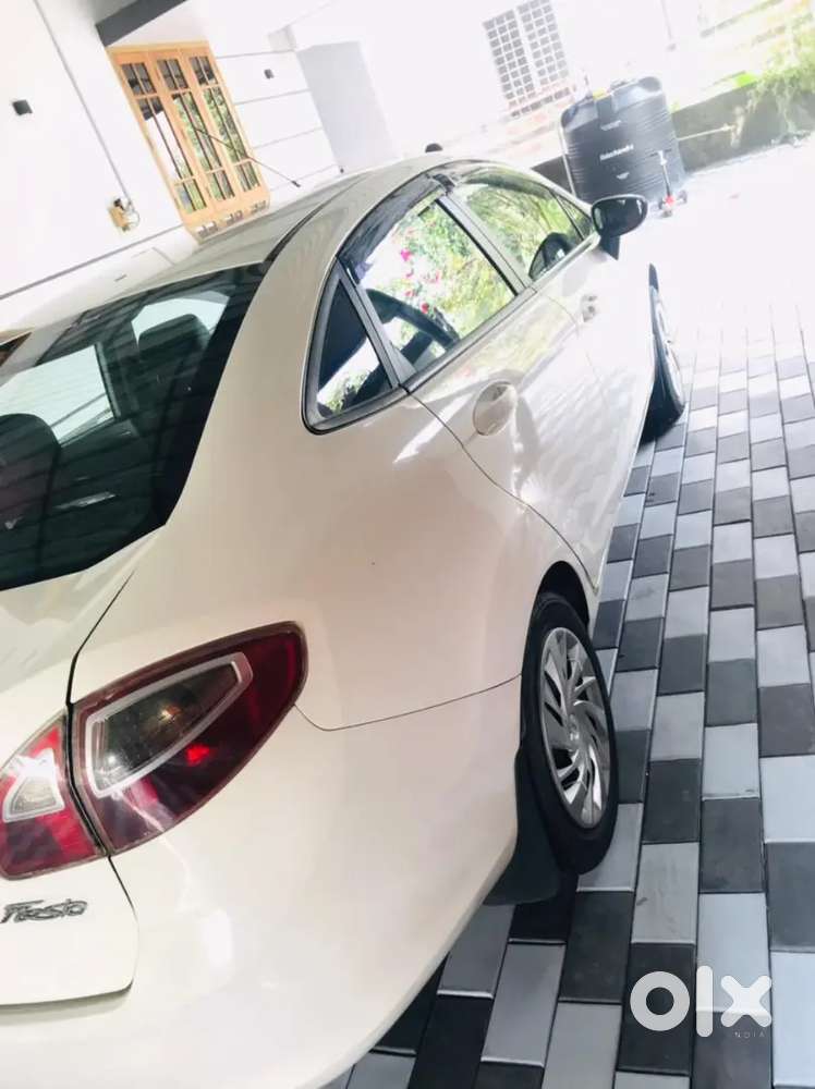 Ford Global Fiesta 2011