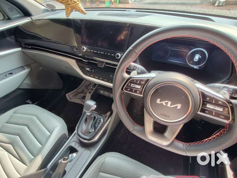 2024 Kia Carens X-line 7str  26510 Km  Single Owner  Non-accidental