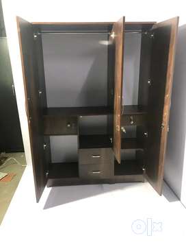 Small deals cupboard olx