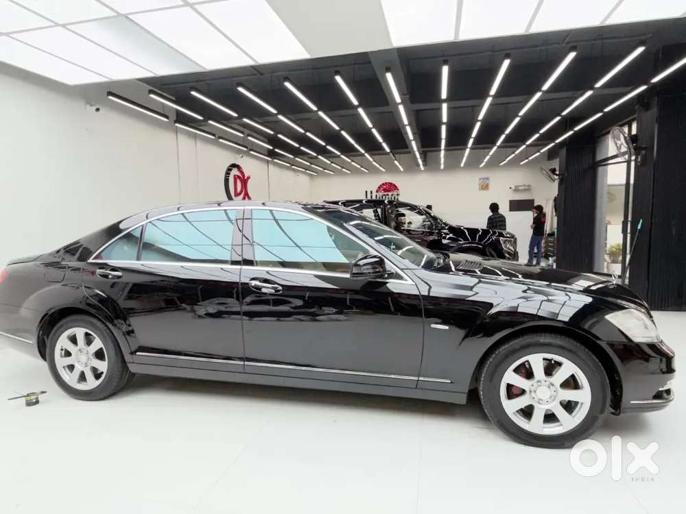 Mercedes-benz S-class Model 2011 Vip Number  Diesel 80000 Km Driven