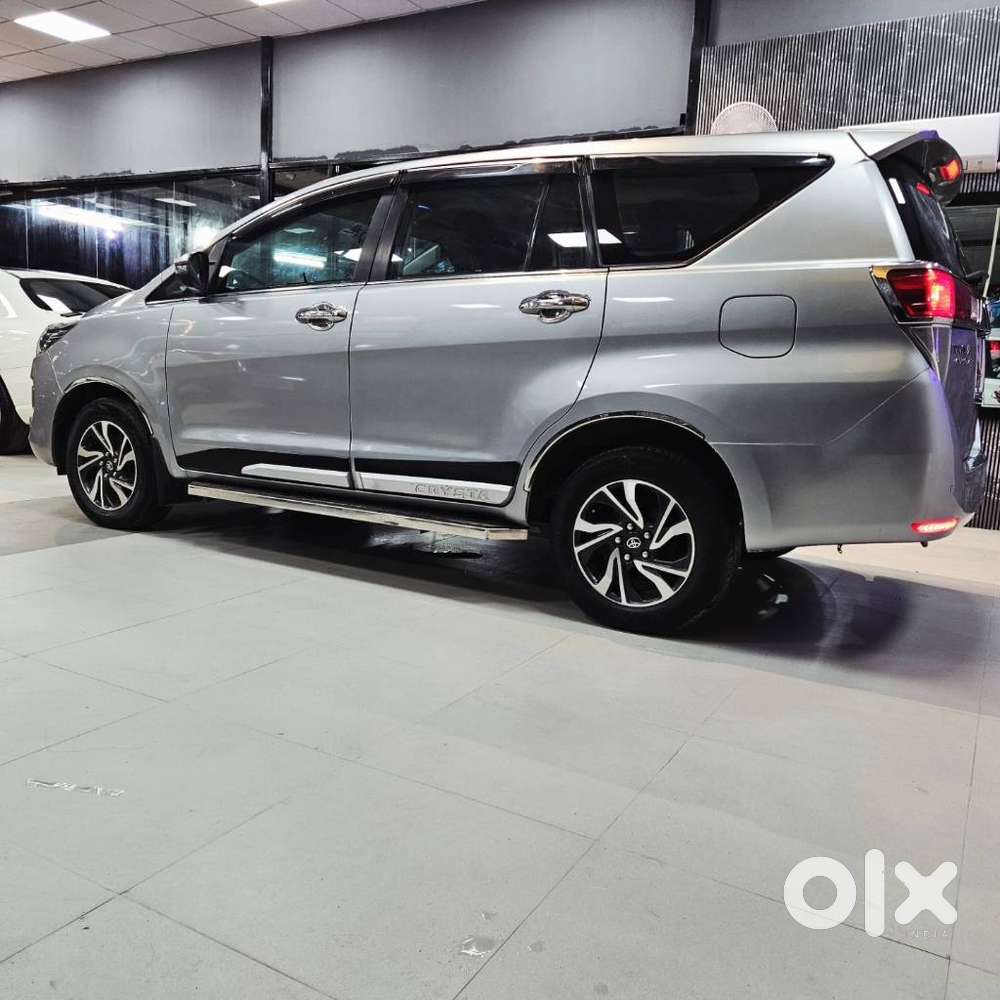 Toyota Innova Crysta 2.4 V 7 Str, 2023, Diesel