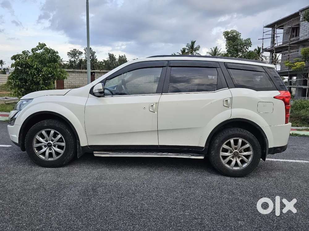 Xuv 500  W10 In Superb Condition  Well Maintained Vehicle