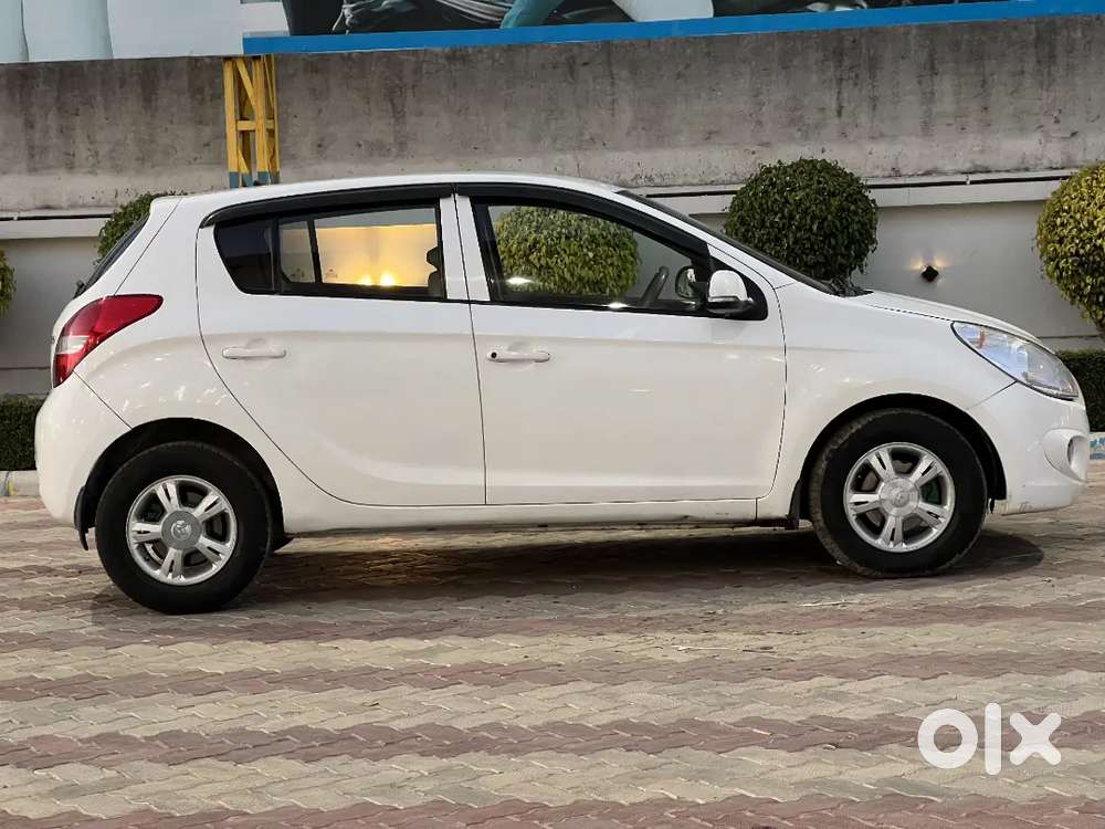 Hyundai I20 2011 Diesel 109000 Km Driven