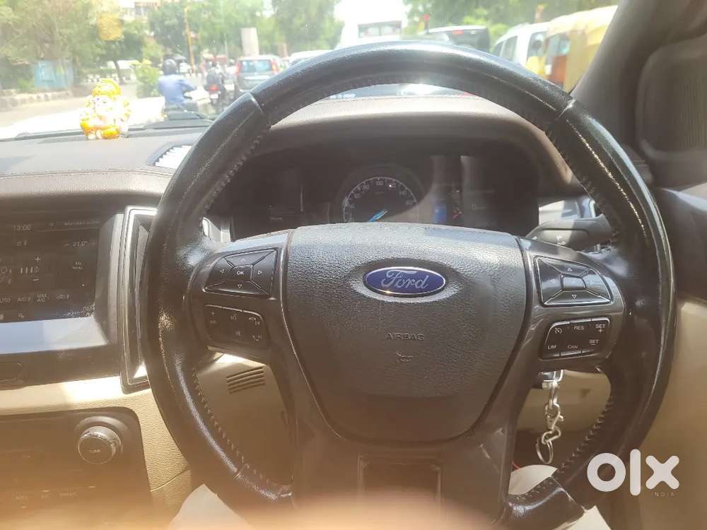 Ford Endeavour 2016